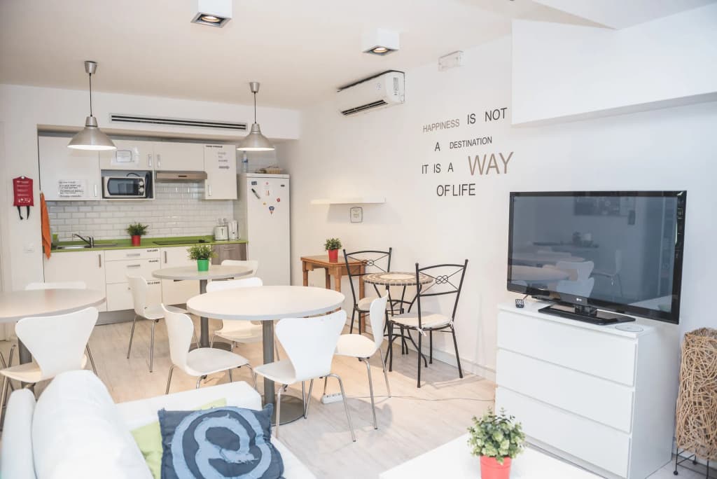 Rocket Hostels Gracia - photo 14