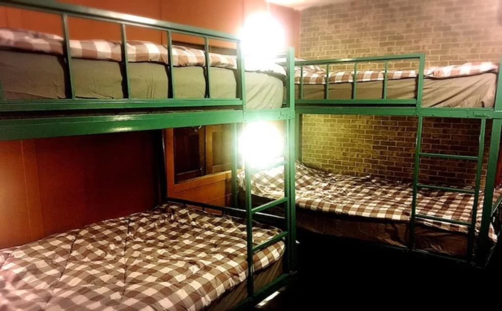 Sleep Ping Bed & River Bar - Hostel - photo 3