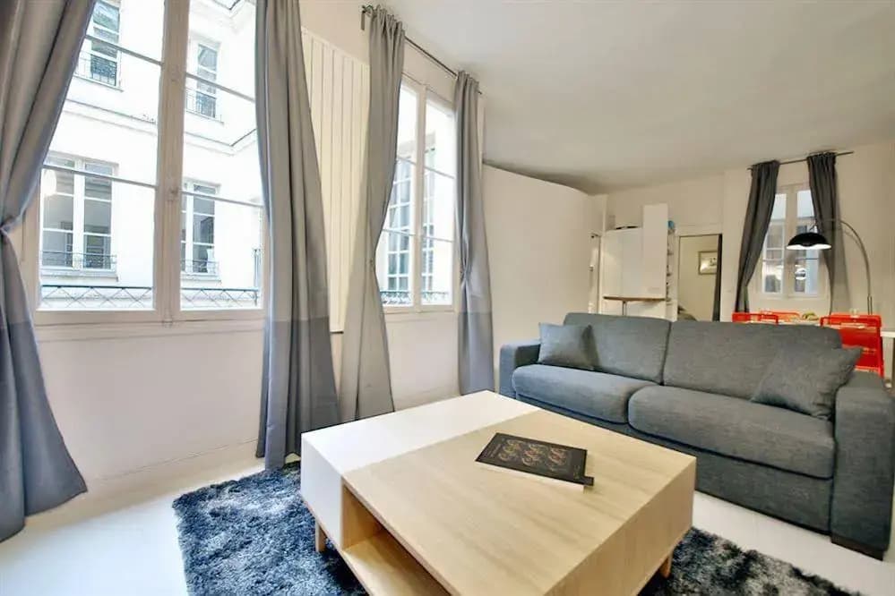 Saint Germain Apartment - photo 3