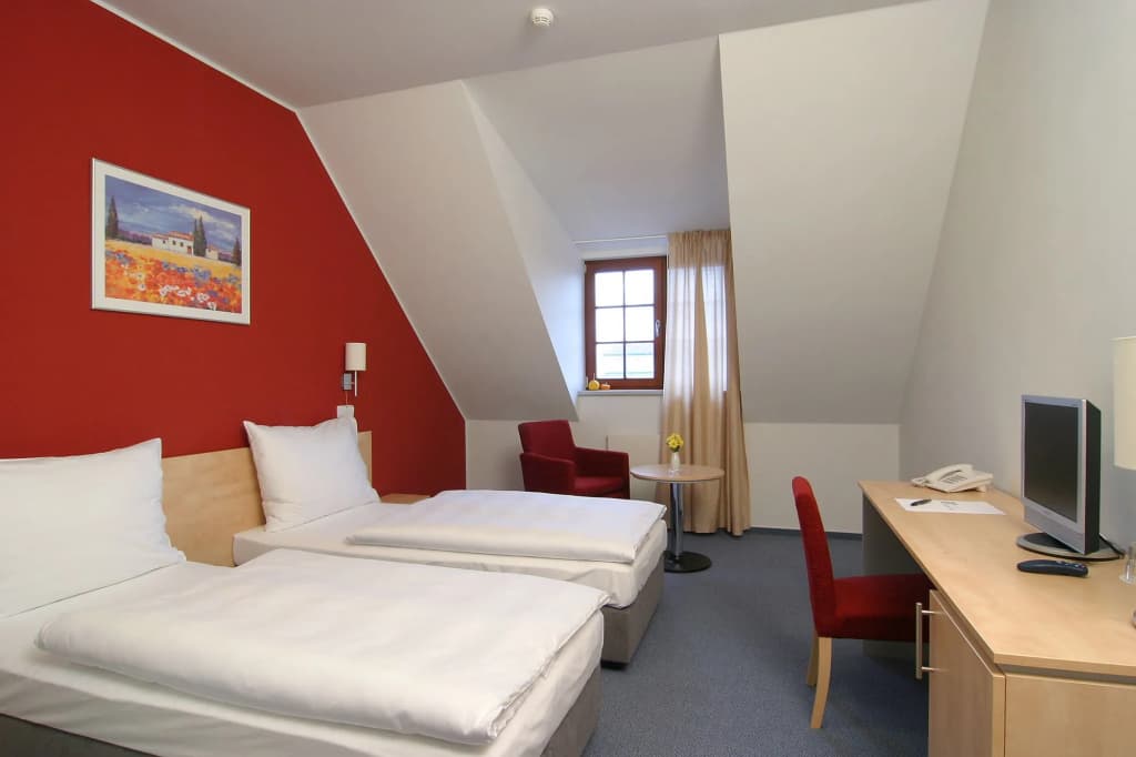 Hotel Chvalska Tvrz - main photo