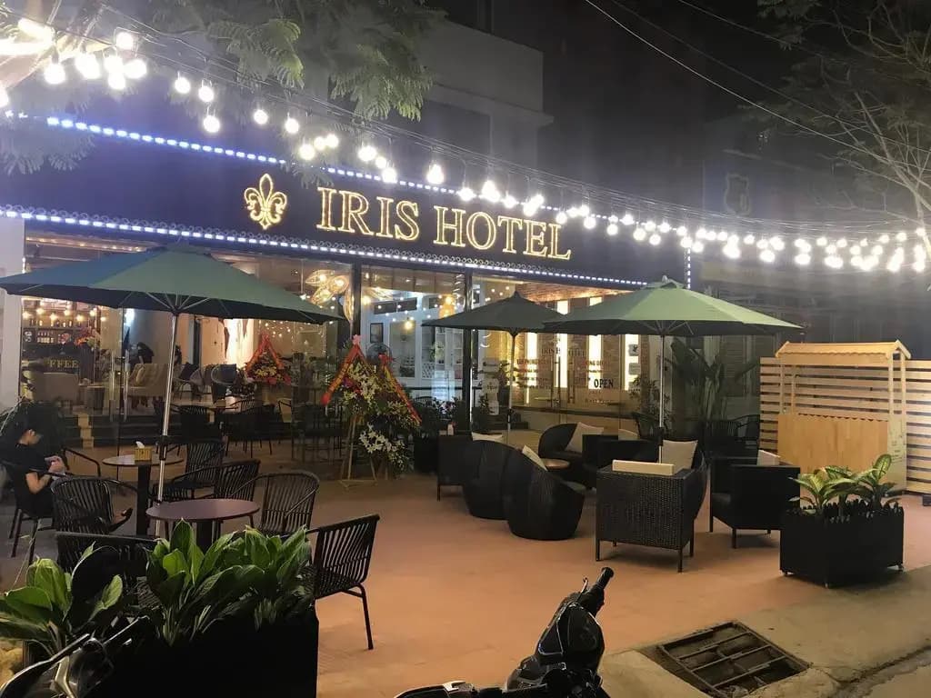 Iris Hotel Halong - photo 16