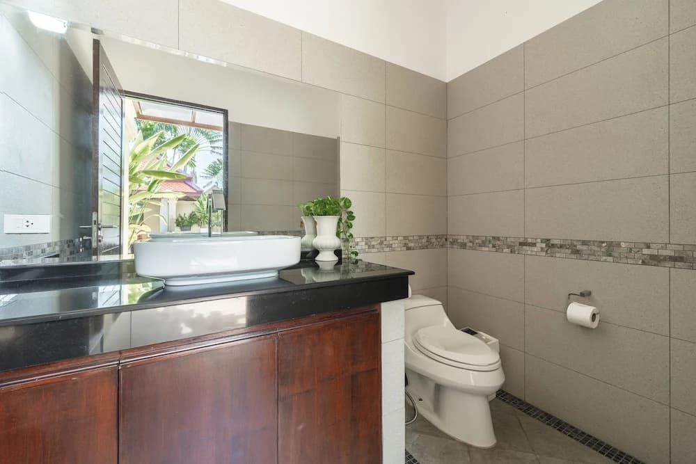 Generous 6BR Balinese Pool Villa Sophia - photo 9
