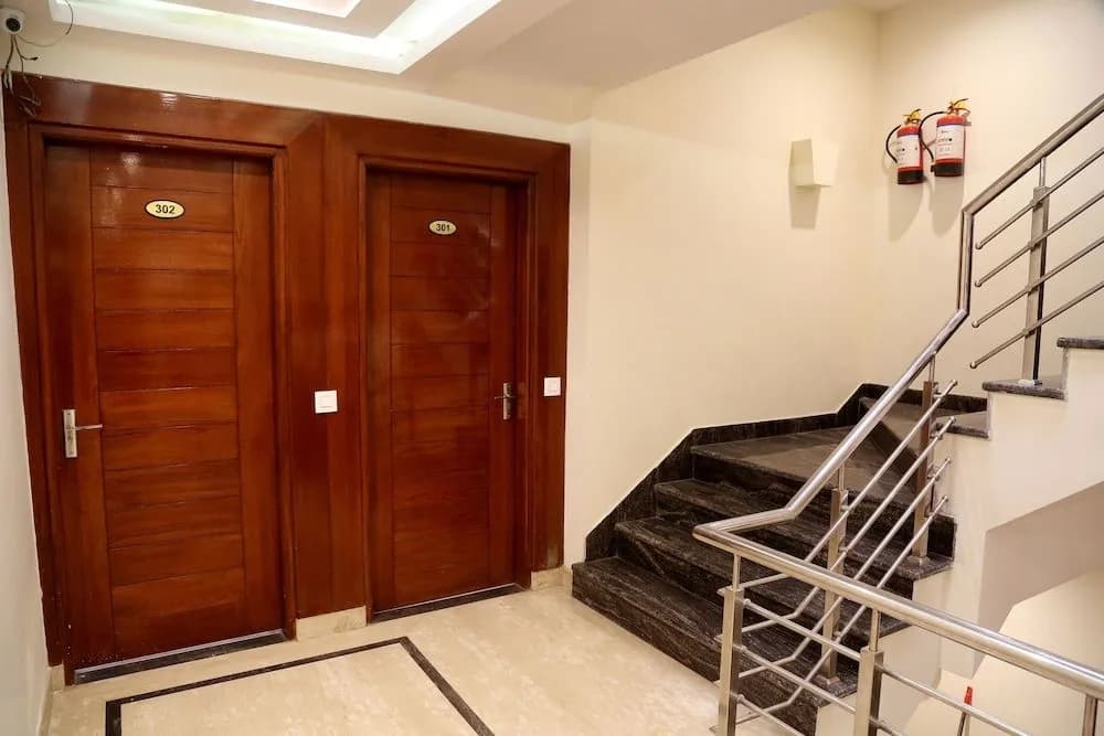 Hotel Sapphire - photo 10