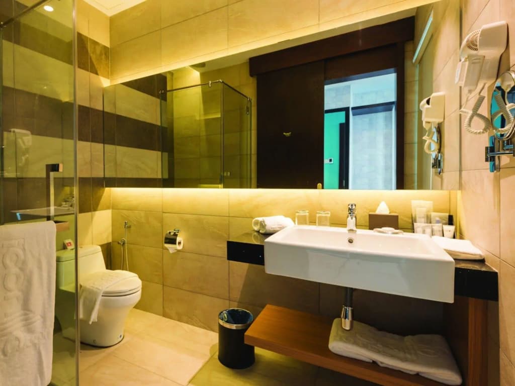 Iconic Hotel Penang - photo 9
