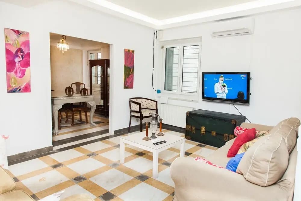 Chic Charming Central Athens Apt. - photo 6