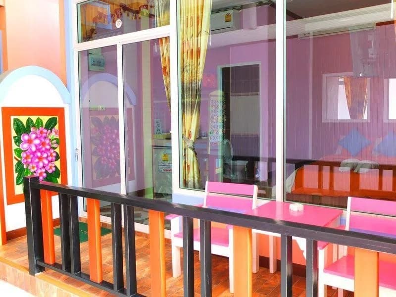 Baan Tonpai Koh Larn - photo 8