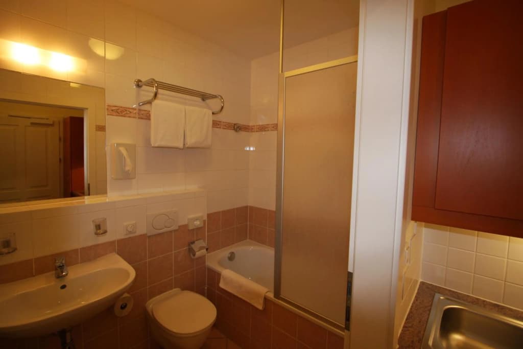 SUITE HOTEL 900m ZUR OPER - photo 27