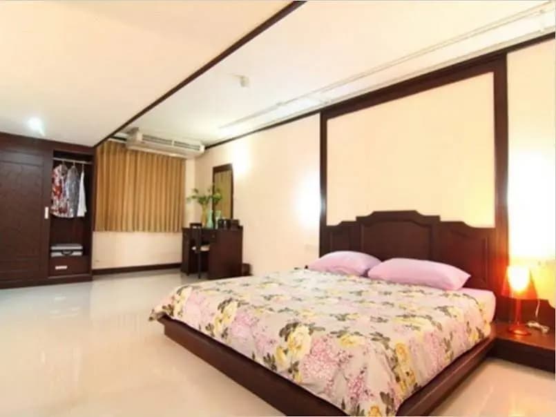 The Liu Executive Apartment - photo 3