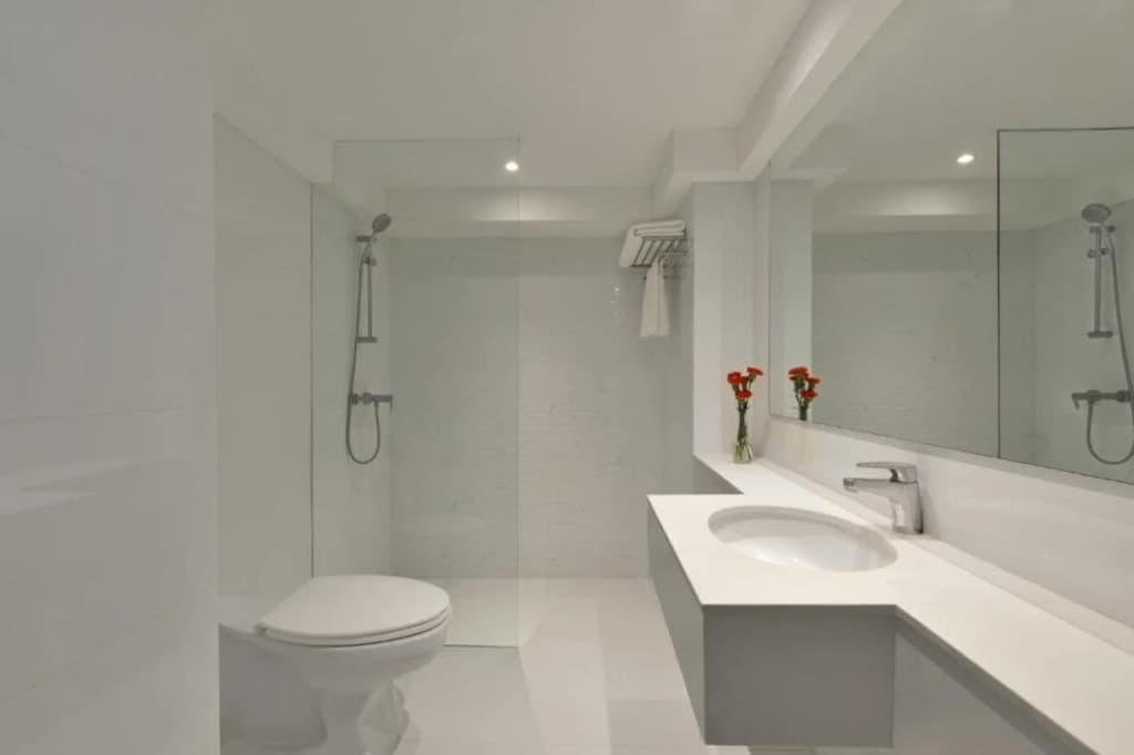BelAire Bangkok Hotel - photo 22