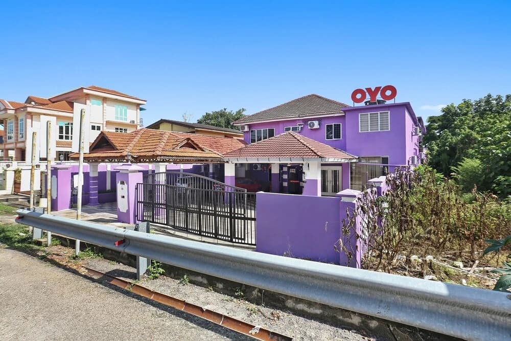 OYO 90873 Travellers Inn - photo 1