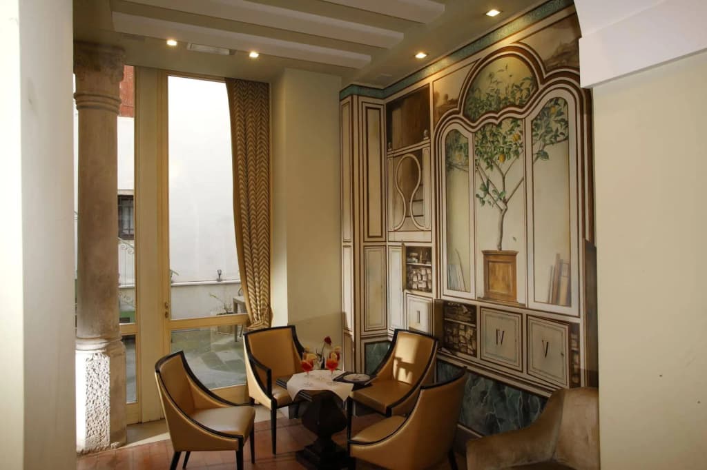 Hotel Dei Dragomanni - photo 2