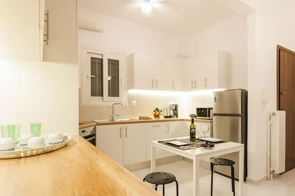 Classy Central Apartment near Acropolis - photo 15