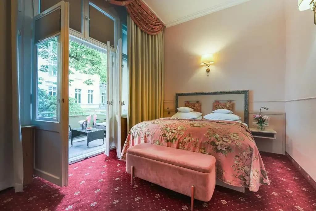 Hotel Augusta - photo 37