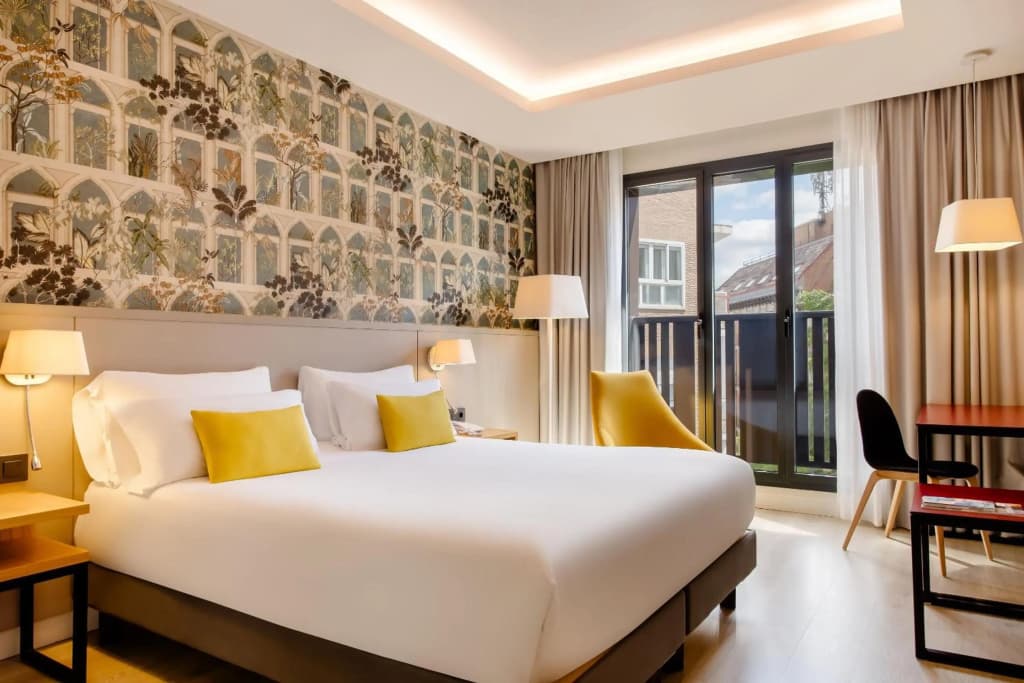 Motel One Madrid-Plaza de España - photo 5