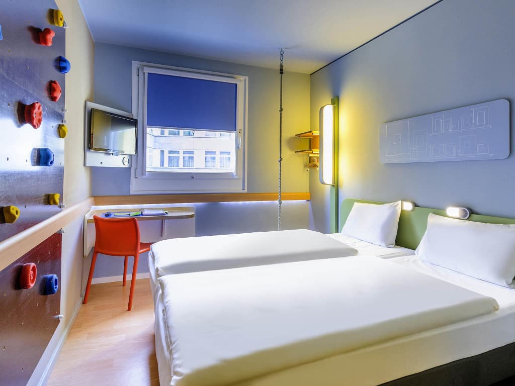 ibis budget Berlin Kurfuerstendamm - photo 6