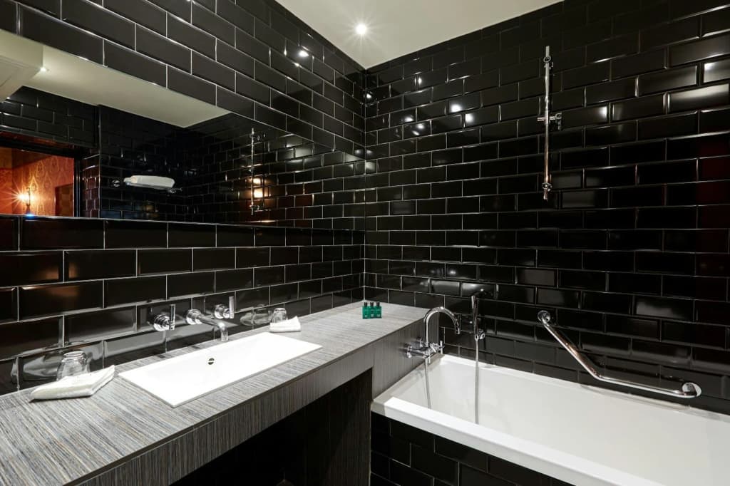 Hôtel du Petit Moulin, Haute Couture hotel by Lacroix - photo 27