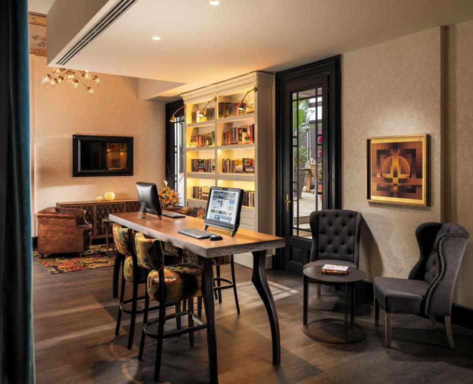H10 Catalunya Plaza Boutique Hotel - photo 2