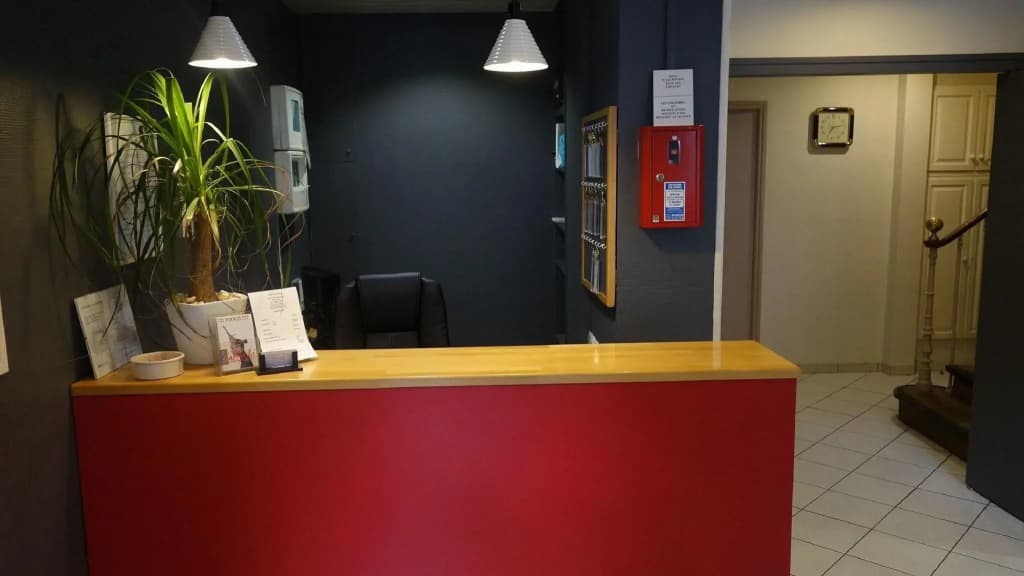 Acacia Hotel - photo 2