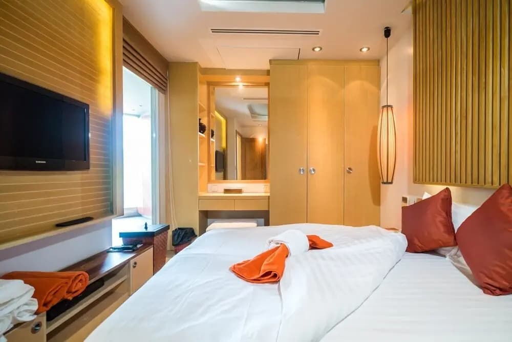 Beachfront Apartment - Walk in the Sand - photo 2