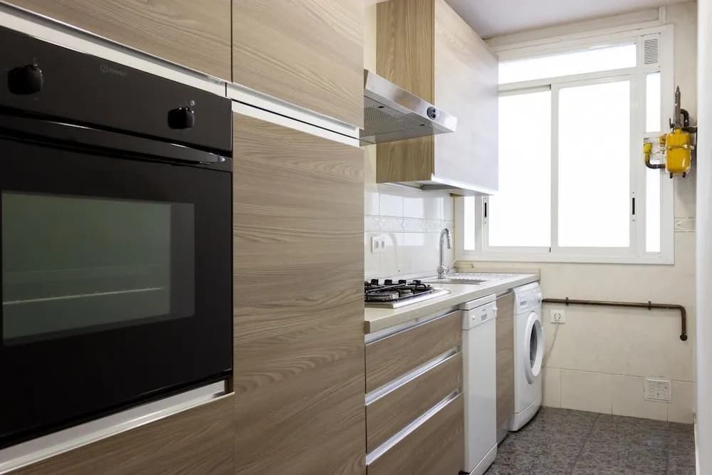 Plaza España Apartment - photo 19