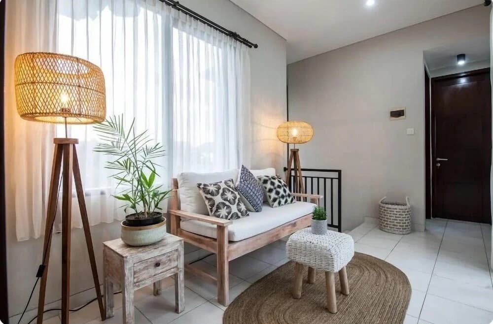 Cecilya Balian Stylish 3 Bedroom House near Beach at City Center - photo 8