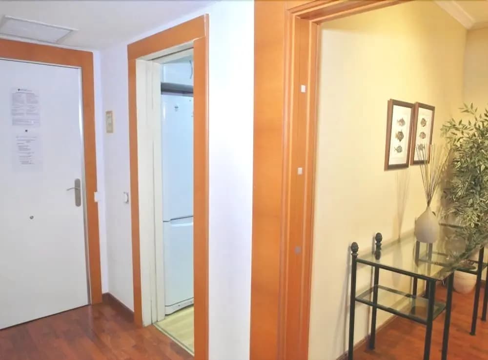 Dflat Escultor Madrid Apartments - photo 14