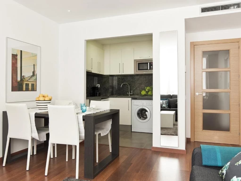 Arago Executive Suites Apartments - main photo