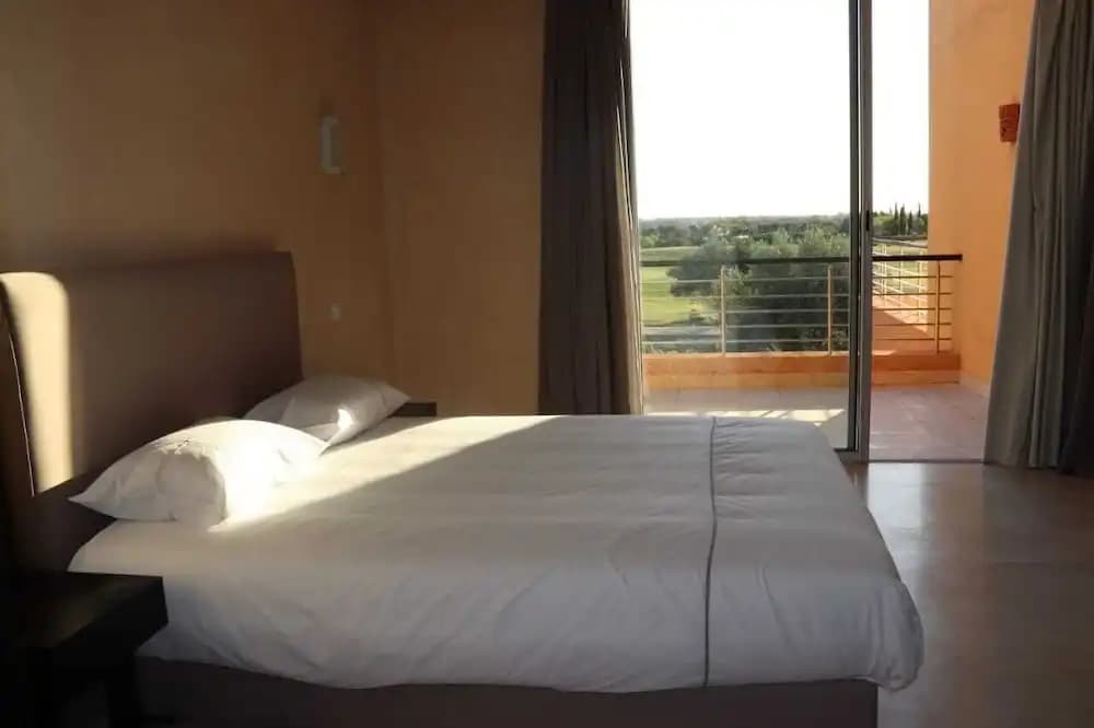 Villa Madena - photo 2