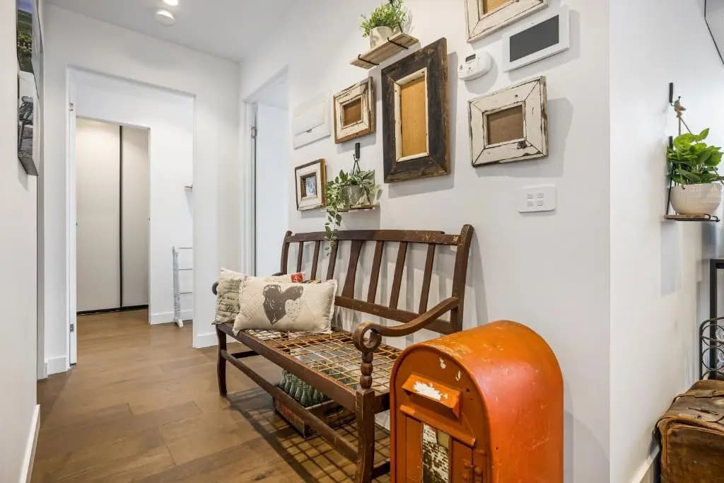 Luxury African themed apartment☆10min to MCG & Swan St☆On-site Parking☆Balcony☆Rooftop deck☆Gym☆ - photo 5