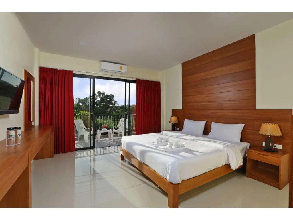 Gamers Paradise Hotel - photo 2