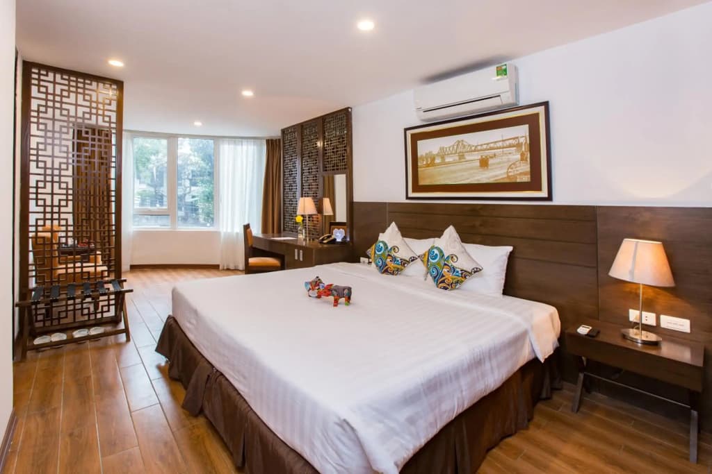Thang Long Espana Hotel - photo 2