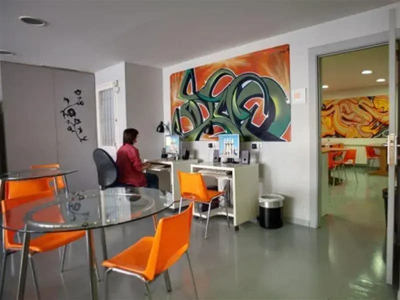 Alberguinn Youth Hostel - photo 26