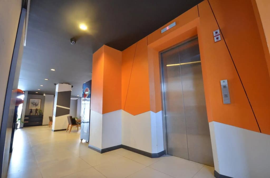 H2 Hotel - photo 12