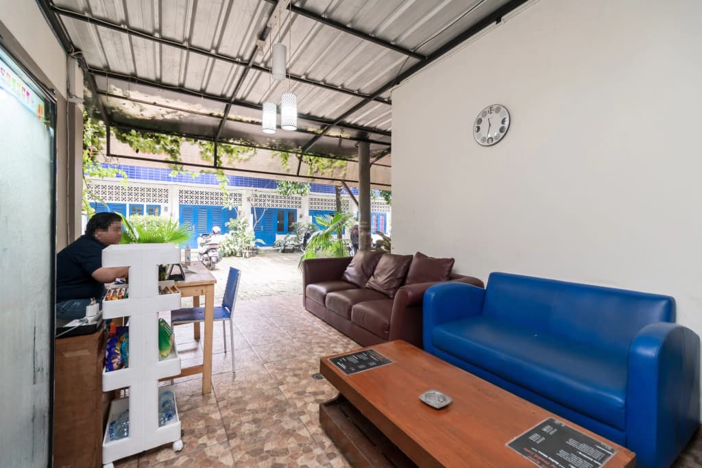 Urbanview Hotel Minongga Pondok Labu by RedDoorz - photo 15