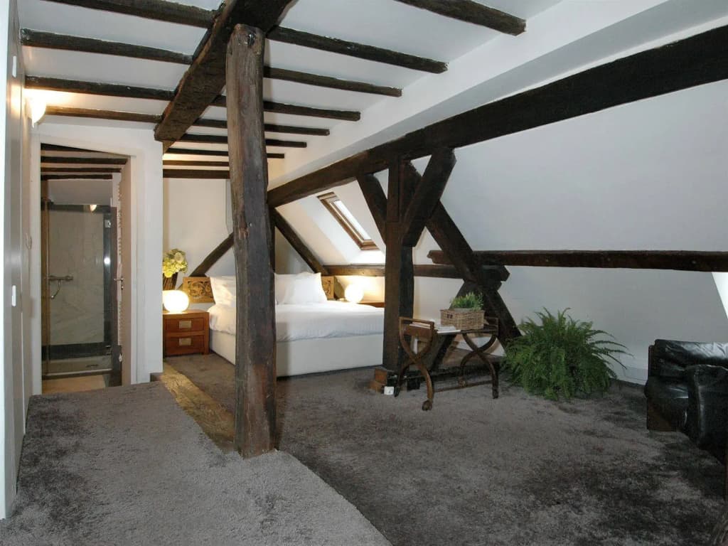 Gregoire Apartment - photo 2