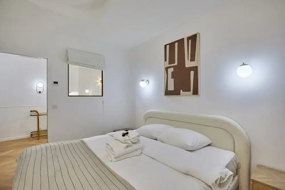 Apartment With AC Saint-germain des Pres / Rennes - photo 1