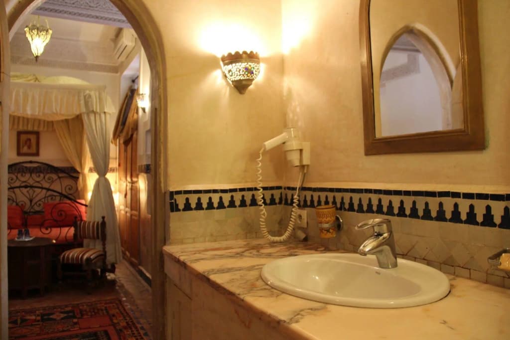 Riad Dar al Kounouz - photo 8