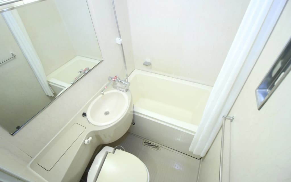 Hotel Claiton Shin-Osaka - photo 9