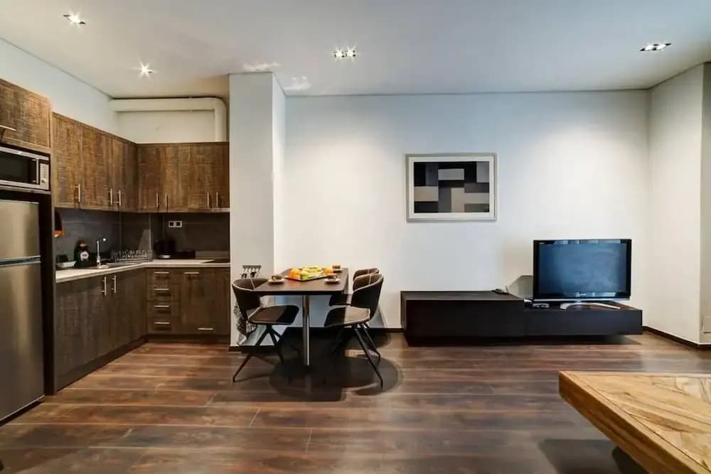 Classy and Stylish Apartment Next to Hilton - photo 14