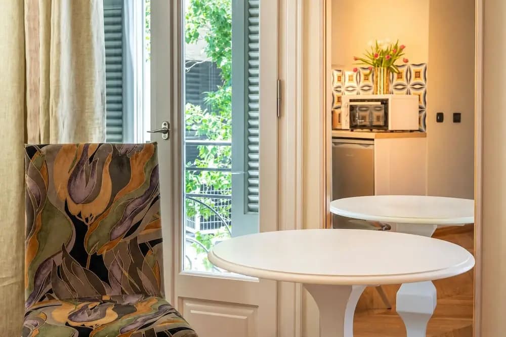 Ipelhome Plaka Boutique Apartments - photo 44