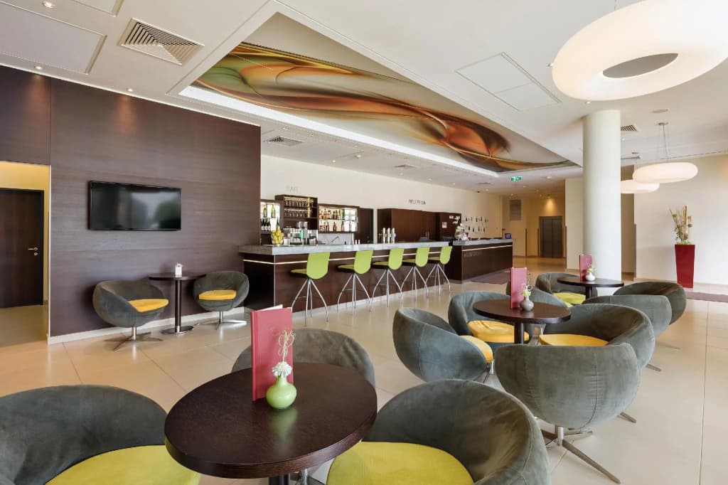Austria Trend Hotel Doppio - photo 23