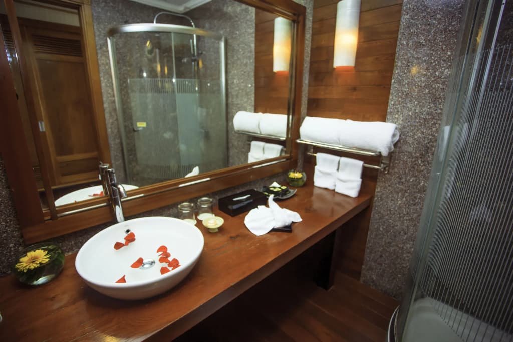 Green Plaza Hotel - photo 8