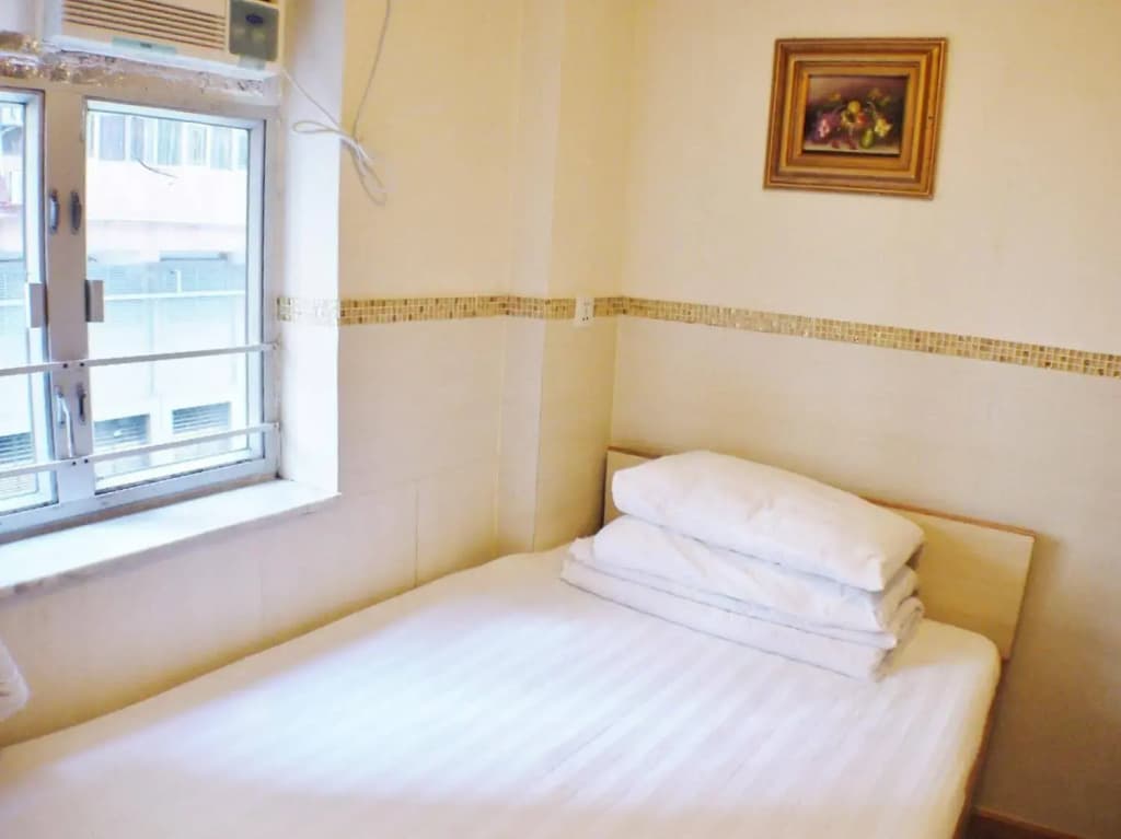 Vincent Hill Guesthouse - photo 18
