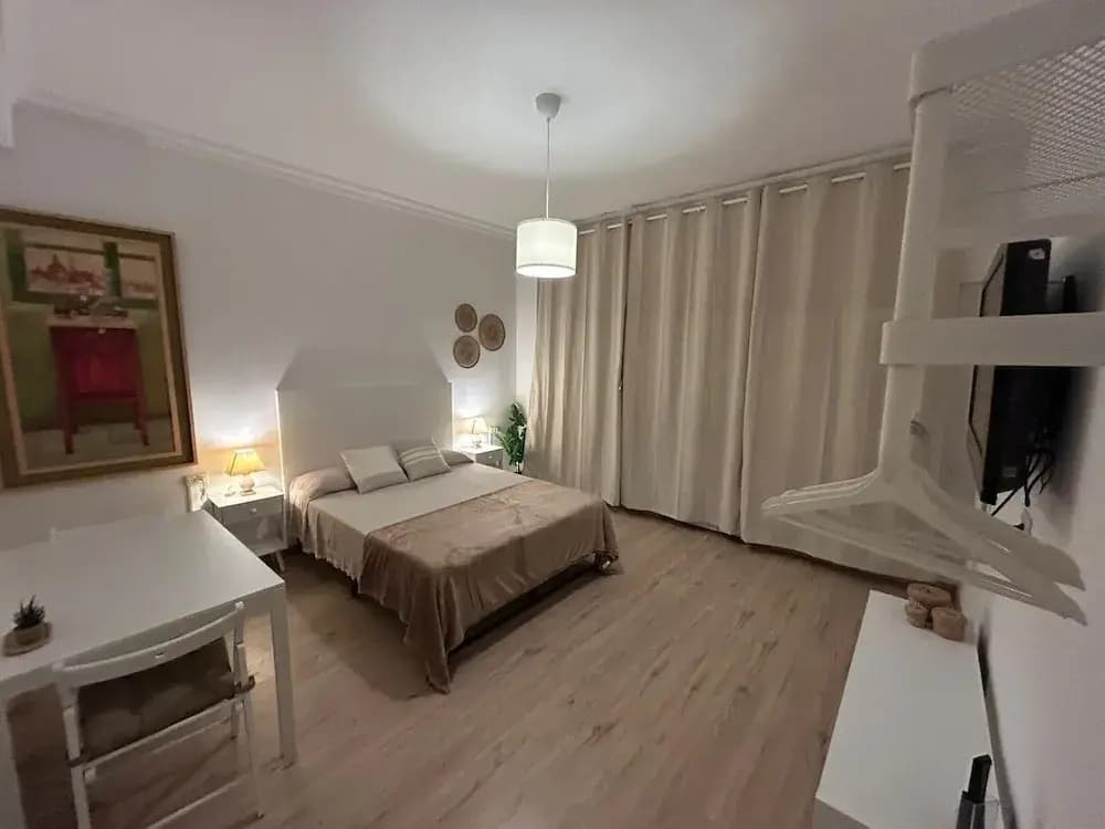 Rooms Rey junto a Plaza España - photo 2