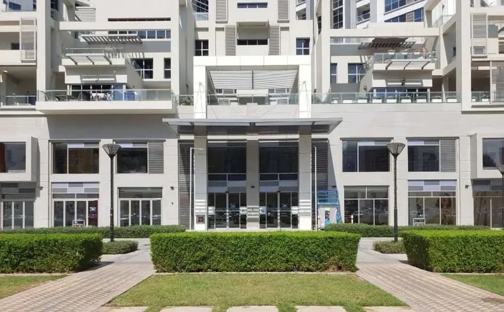 Executive Towers Amazing 1BR Onsite Pool Business bay - photo 1