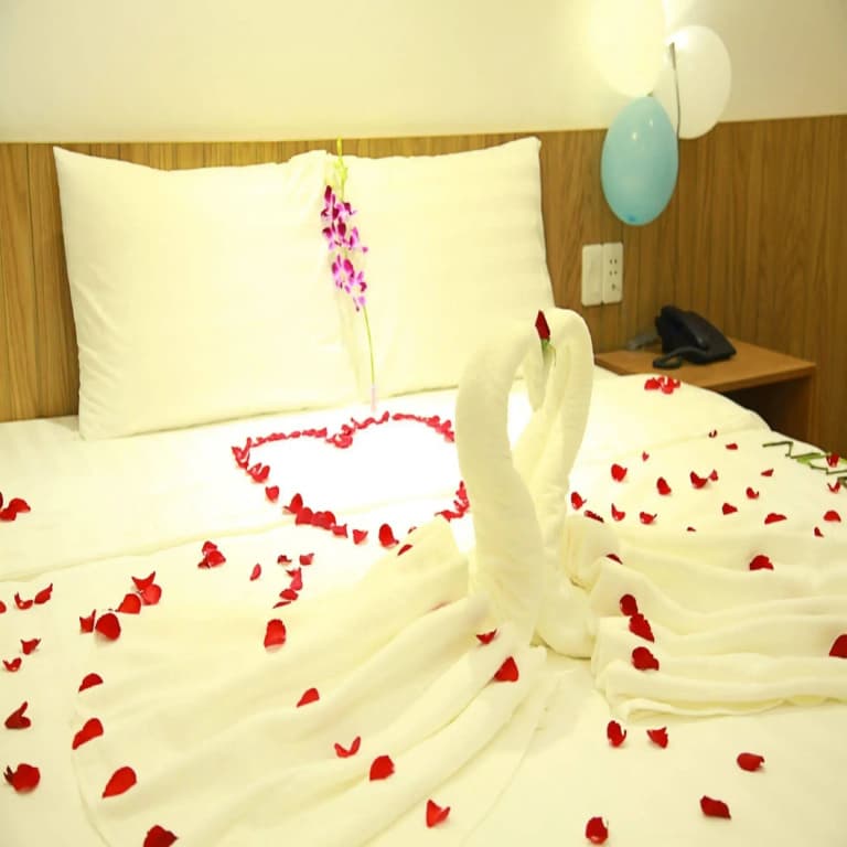 Nirvana Hotel - photo 6