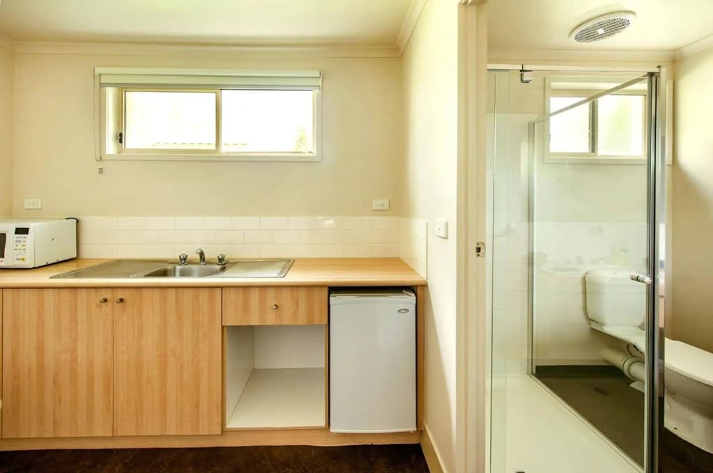 Box Hill Motel - photo 15