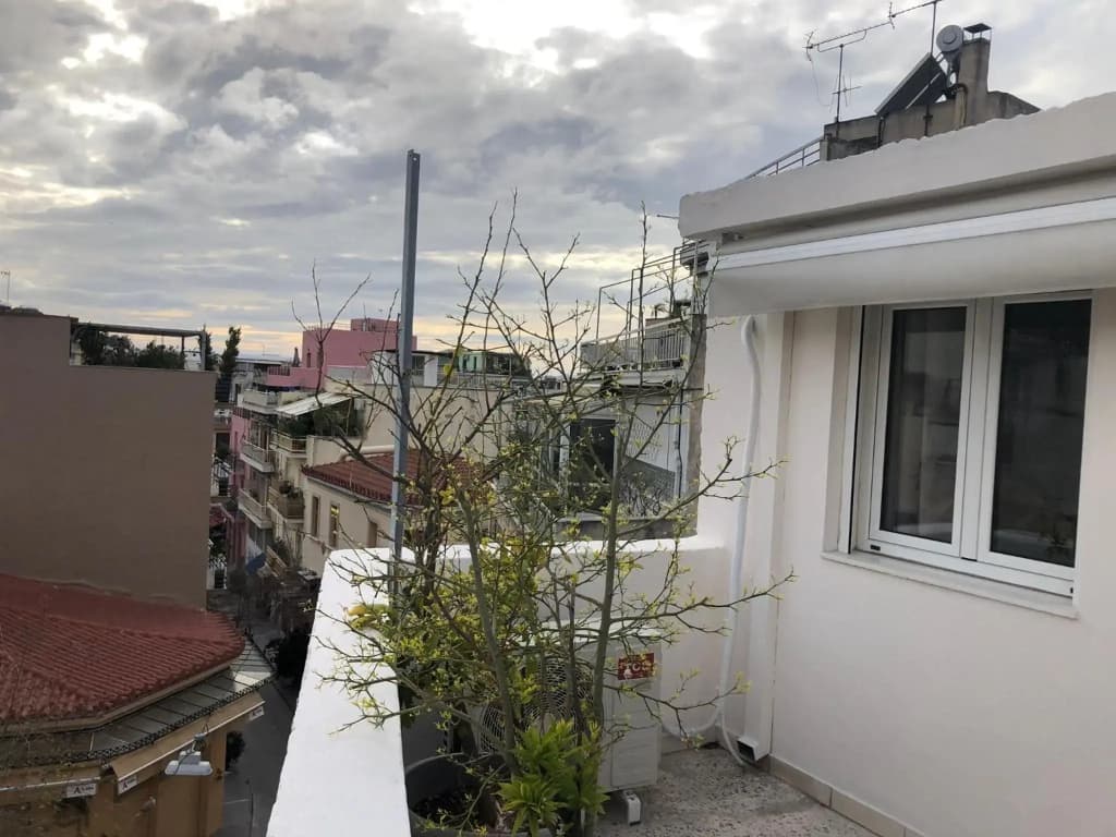 Cozy studio apartment in the heart of Athens - photo 10