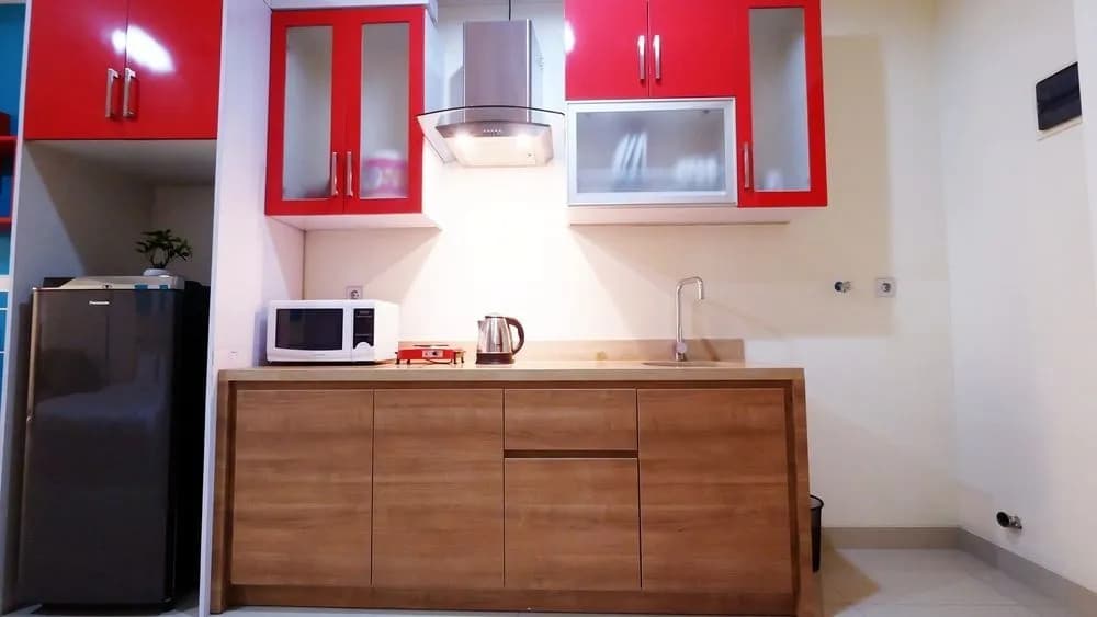 Family Studio Room at Ancol Mansion Apartment By Travelio - photo 14