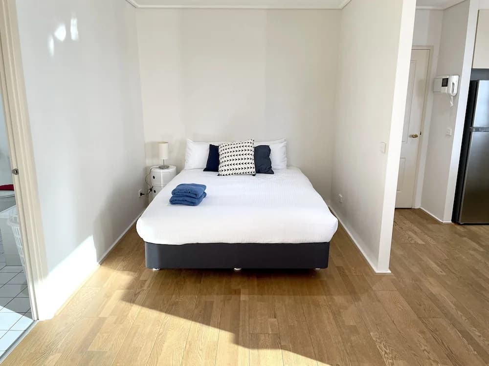 Readyset Apartments at Dockside - photo 3